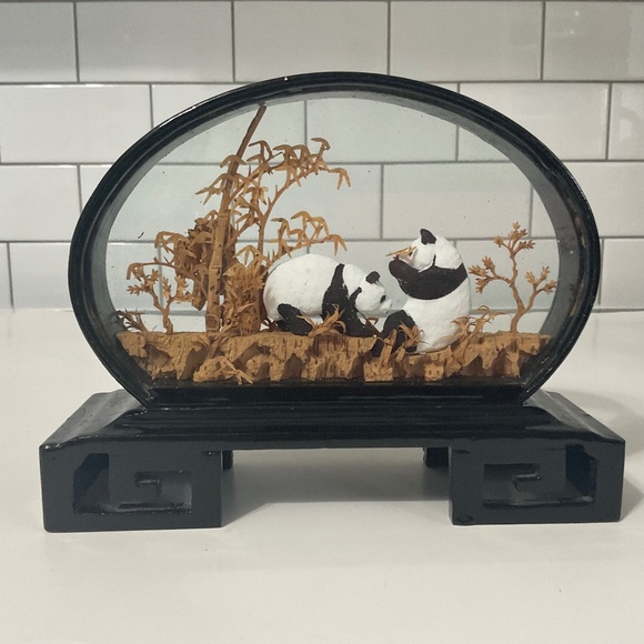 VTG Chinese Cork Carving Diorama Pandas Wood Case - Picture 1 of 6